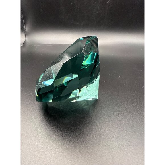 Faceted Green Crystal Prism Paperweight 3 inch  x 2.5 inch - Picture 2 of 6